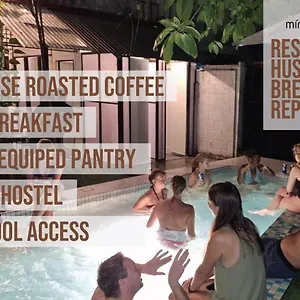 The Manor By Mingle Hostel